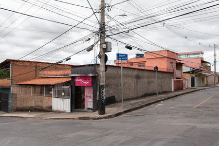 Casa à venda com 308m², 4 quartos e 5 vagasFachada