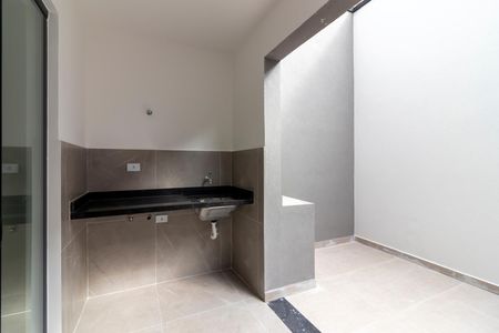 Casa à venda com 140m², 2 quartos e 3 vagasÁrea de Serviço e de Lazer