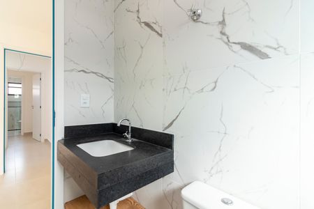 Casa à venda com 140m², 2 quartos e 3 vagasBanheiro da Suíte 2