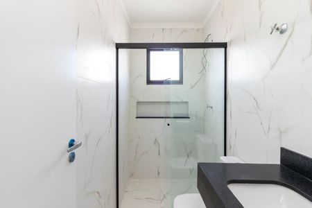 Casa à venda com 140m², 2 quartos e 3 vagasBanheiro da Suíte 1