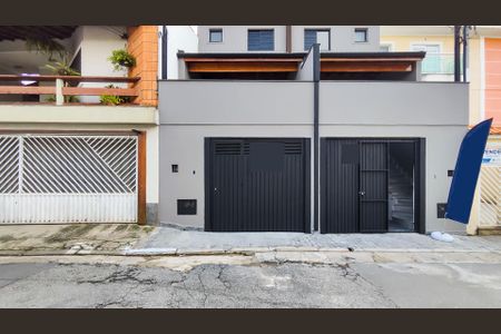 Casa à venda com 140m², 2 quartos e 3 vagasFachada