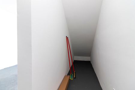 Casa à venda com 140m², 2 quartos e 3 vagasGaragem - Armário