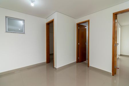 Apartamento à venda com 84m², 2 quartos e sem vaga Apartamento à venda com 84m², 2 quartos e sem vagaCorredor dos Quartos