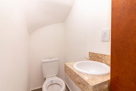 Apartamento à venda com 84m², 2 quartos e sem vaga Apartamento à venda com 84m², 2 quartos e sem vagaLavabo