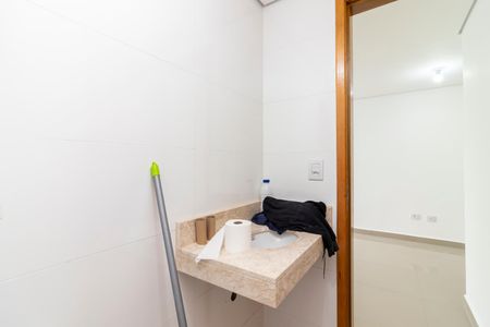 Apartamento à venda com 84m², 2 quartos e sem vaga Apartamento à venda com 84m², 2 quartos e sem vagaBanheiro 2