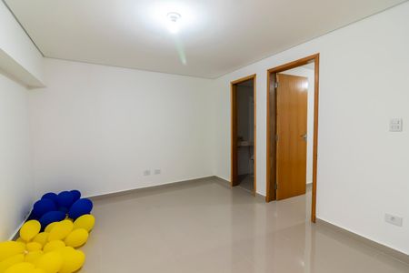 Apartamento à venda com 88m², 2 quartos e sem vaga Apartamento à venda com 88m², 2 quartos e sem vagaHall dos Quartos