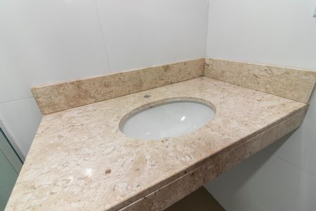 Apartamento à venda com 69m², 2 quartos e sem vagaBanheiro da Suíte