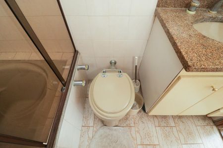 Casa à venda com 130m², 3 quartos e 2 vagas Casa à venda com 130m², 3 quartos e 2 vagasBanheiro da Suíte