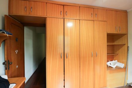 Casa à venda com 130m², 3 quartos e 2 vagas Casa à venda com 130m², 3 quartos e 2 vagasQuarto 2