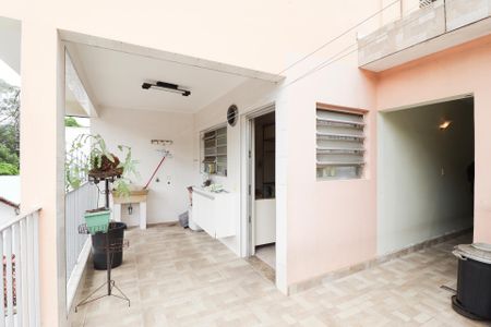 Casa à venda com 130m², 3 quartos e 2 vagas Casa à venda com 130m², 3 quartos e 2 vagasÁrea de Serviço