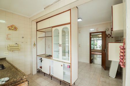 Casa à venda com 130m², 3 quartos e 2 vagas Casa à venda com 130m², 3 quartos e 2 vagasCozinha