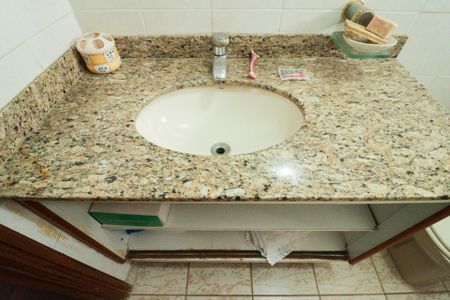 Casa à venda com 130m², 3 quartos e 2 vagas Casa à venda com 130m², 3 quartos e 2 vagasBanheiro Social