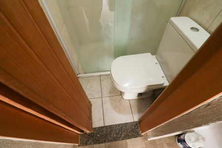 Casa à venda com 130m², 3 quartos e 2 vagas Casa à venda com 130m², 3 quartos e 2 vagasQuarto Externo e Banheiro Externo