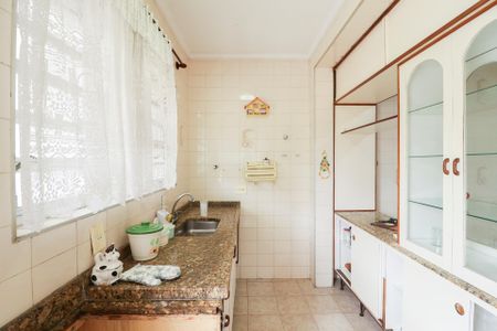 Casa à venda com 130m², 3 quartos e 2 vagas Casa à venda com 130m², 3 quartos e 2 vagasCozinha