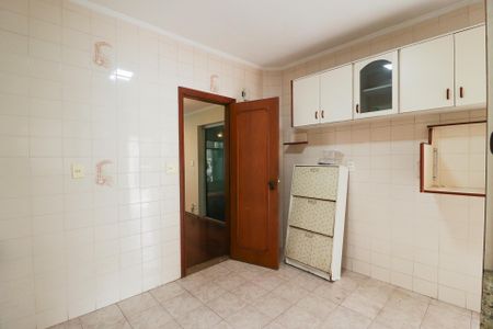 Casa à venda com 130m², 3 quartos e 2 vagas Casa à venda com 130m², 3 quartos e 2 vagasCozinha