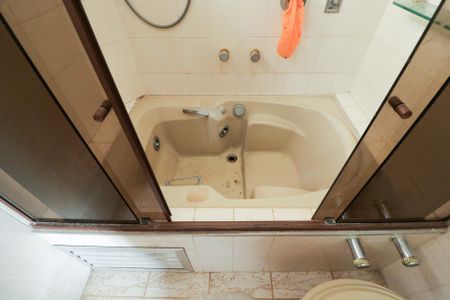 Casa à venda com 130m², 3 quartos e 2 vagas Casa à venda com 130m², 3 quartos e 2 vagasBanheiro da Suíte