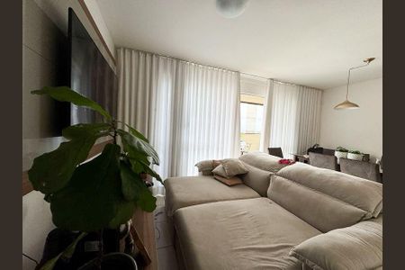 Apartamento à venda com 90m², 3 quartos e 2 vagasSala