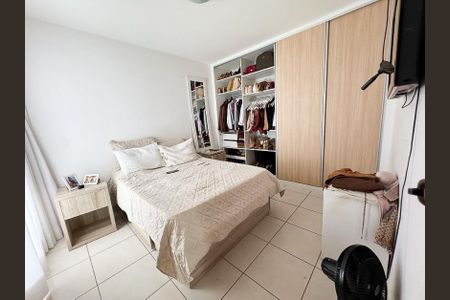 Apartamento à venda com 90m², 3 quartos e 2 vagasSuíte