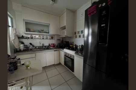 Apartamento à venda com 90m², 3 quartos e 2 vagasCozinha