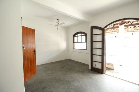 Casa de condomínio à venda com 249m², 3 quartos e 3 vagasSala 