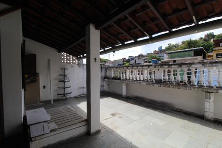 Casa de condomínio à venda com 249m², 3 quartos e 3 vagasVaranda da Sala