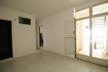 Casa de condomínio à venda com 249m², 3 quartos e 3 vagasSuíte 1