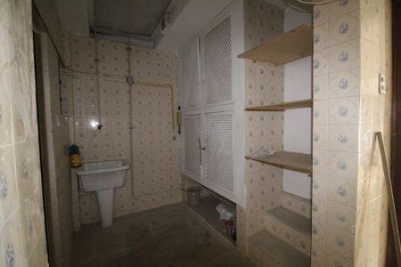 Casa de condomínio à venda com 249m², 3 quartos e 3 vagasÁrea de serviço 1