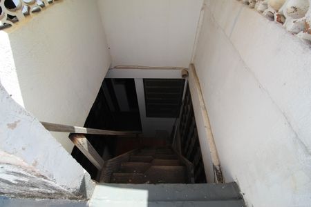 Casa de condomínio à venda com 249m², 3 quartos e 3 vagasEscada do Terraço