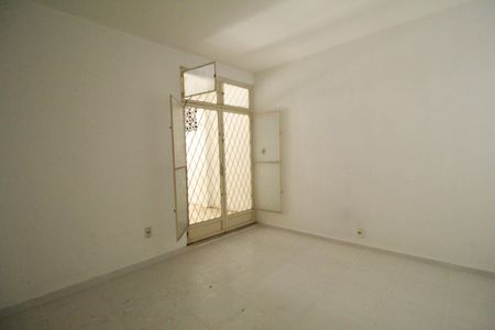 Casa de condomínio à venda com 249m², 3 quartos e 3 vagasSuíte 1