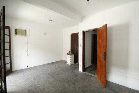 Casa de condomínio à venda com 249m², 3 quartos e 3 vagasSala 