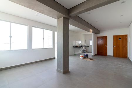 Apartamento à venda com 43m², 2 quartos e sem vagaÁrea comum - Salão de festas