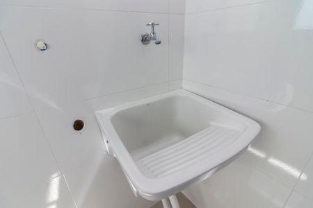 Apartamento à venda com 42m², 1 quarto e sem vagaÁrea de Serviço