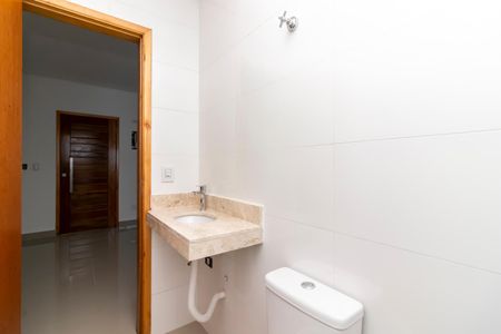 Apartamento à venda com 43m², 2 quartos e sem vaga Apartamento à venda com 43m², 2 quartos e sem vagaBanheiro