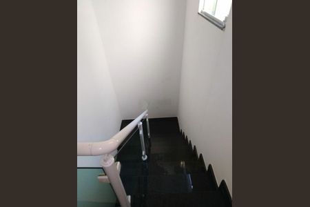 Casa à venda com 112m², 3 quartos e 2 vagas