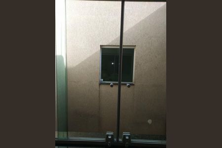 Casa à venda com 112m², 3 quartos e 2 vagas