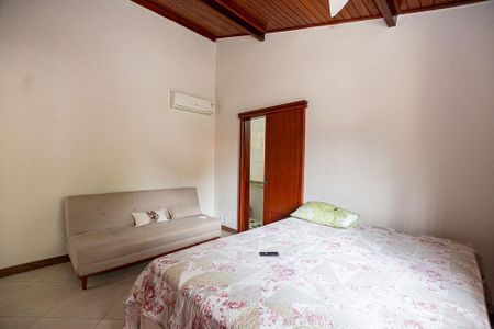 Casa à venda com 3 quartos, 114m² em Itaipu, Niterói