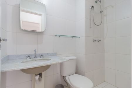 Apartamento à venda com 63m², 3 quartos e 1 vaga Apartamento à venda com 63m², 3 quartos e 1 vagaBanheiro - Social