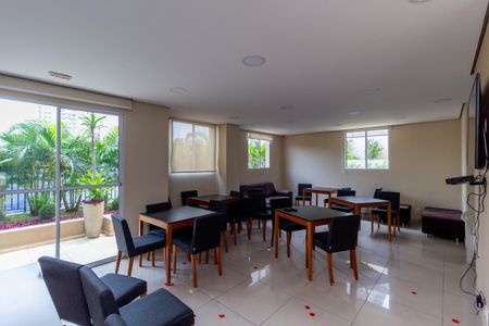 Apartamento à venda com 63m², 3 quartos e 1 vaga Apartamento à venda com 63m², 3 quartos e 1 vagaÁrea comum Salão de Festas