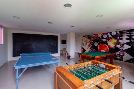 Apartamento à venda com 62m², 3 quartos e 1 vaga Apartamento à venda com 62m², 3 quartos e 1 vagaÁrea comum - Salão de jogos