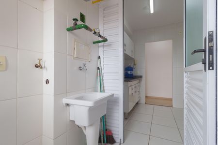 Apartamento à venda com 63m², 2 quartos e 1 vagaÁrea de Serviço
