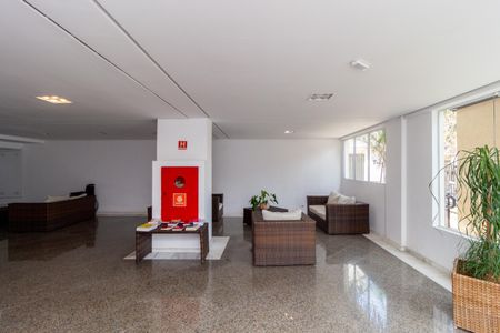 Apartamento à venda com 63m², 2 quartos e 1 vagaHall social