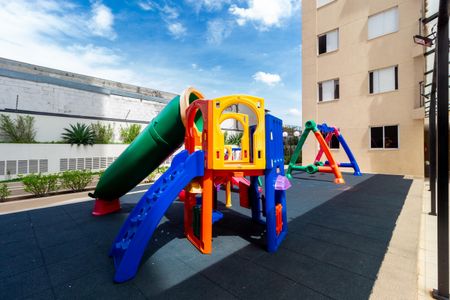 Apartamento à venda com 63m², 2 quartos e 1 vagaÁrea comum