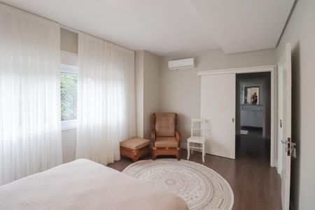 Casa de condomínio à venda com 188m², 3 quartos e 2 vagas Casa de condomínio à venda com 188m², 3 quartos e 2 vagasSuíte 1