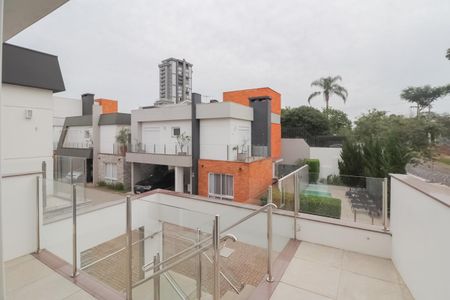 Casa de condomínio à venda com 188m², 3 quartos e 2 vagas Casa de condomínio à venda com 188m², 3 quartos e 2 vagasÁrea comum