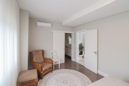 Casa de condomínio à venda com 188m², 3 quartos e 2 vagas Casa de condomínio à venda com 188m², 3 quartos e 2 vagasSuíte 1