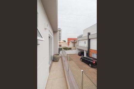 Casa de condomínio à venda com 188m², 3 quartos e 2 vagas Casa de condomínio à venda com 188m², 3 quartos e 2 vagasVista da Suíte 3