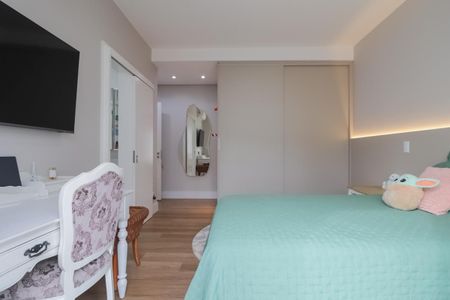 Casa de condomínio à venda com 188m², 3 quartos e 2 vagas Casa de condomínio à venda com 188m², 3 quartos e 2 vagasSuíte 3