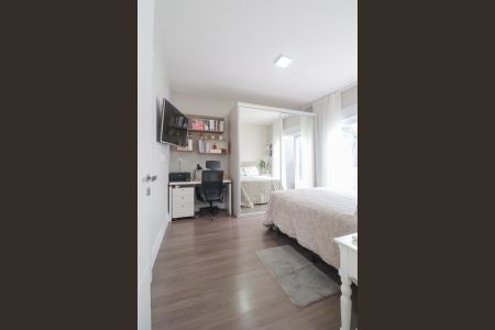 Casa de condomínio à venda com 188m², 3 quartos e 2 vagas Casa de condomínio à venda com 188m², 3 quartos e 2 vagasSuíte 2