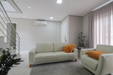 Casa de condomínio à venda com 188m², 3 quartos e 2 vagas Casa de condomínio à venda com 188m², 3 quartos e 2 vagasSala