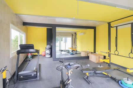 Casa de condomínio à venda com 188m², 3 quartos e 2 vagas Casa de condomínio à venda com 188m², 3 quartos e 2 vagasÁrea comum